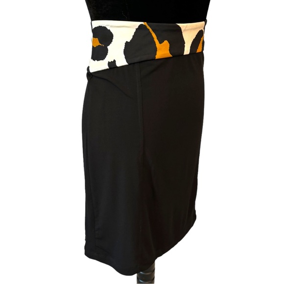Roberto Cavalli Black Animal Print Stretch Skirt Size Large - Picture 3 of 7